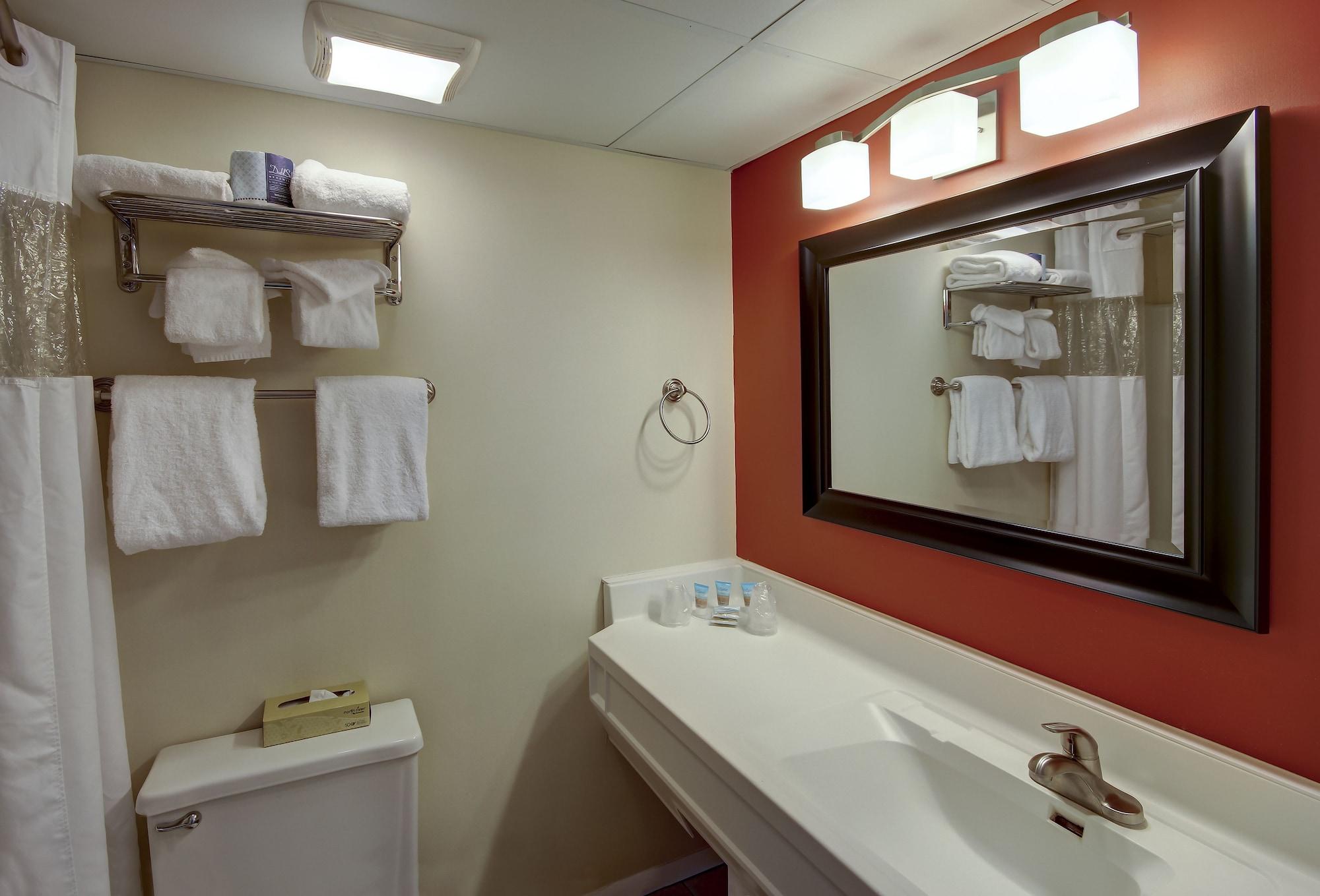 Sealoft Oceanfront Hotel 2*