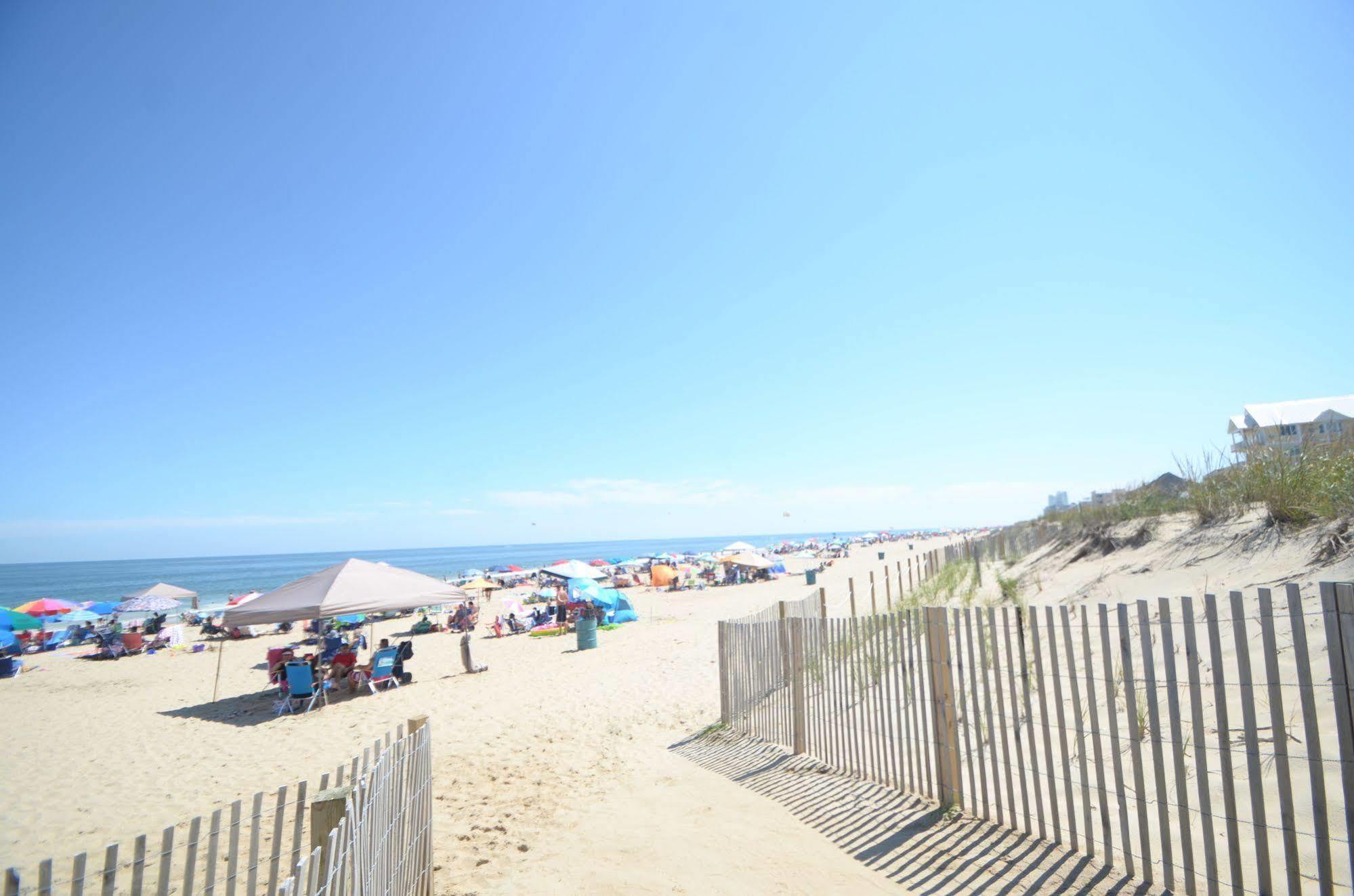 Sealoft Oceanfront 2*